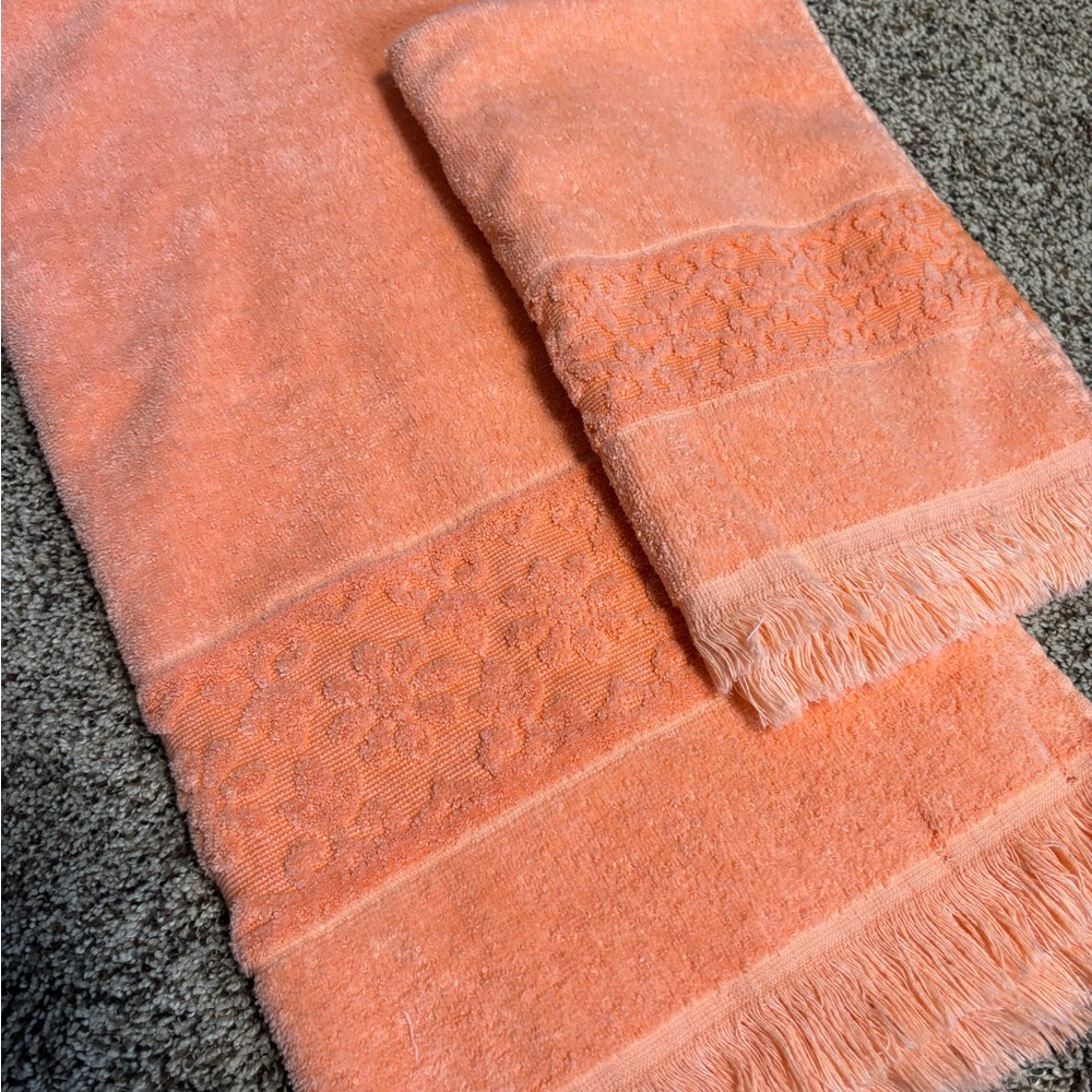 Vintage JCPenney Bathroom Peach Hand Towel & Bath Towel Home Decor
